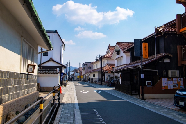 東広島市西条町の街並み