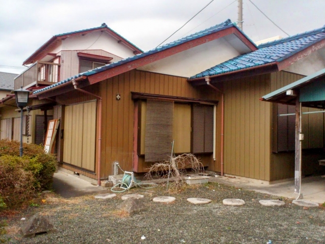 古くなった戸建て
